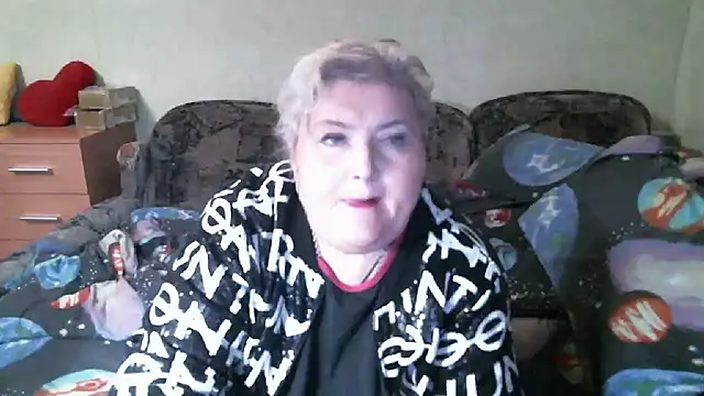 Snapshot of Lana555 chatting on February 9, 2026, 11:47 pm Lana555 online show from February 9, 2026, 11:47 pm