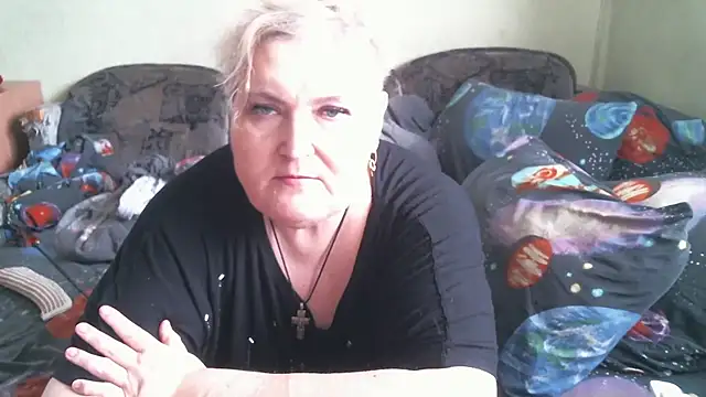 Snapshot of Lana555 chatting on July 15, 2026, 11:06 am Lana555 online show from July 15, 2026, 11:06 am