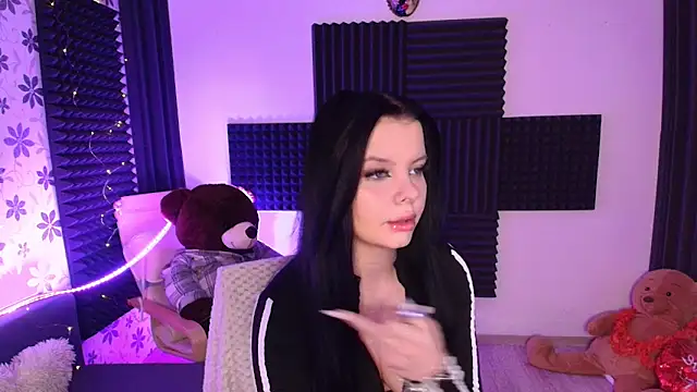 Mihadttraf online show from April 1, 2026, 8:39 pm