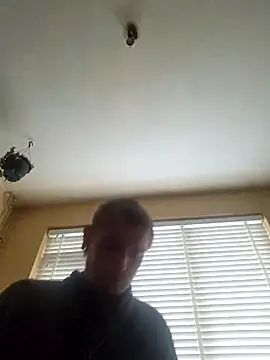 Snapshot of piercingpik chatting on October 11, 2025, 9:10 am piercingpik online show from October 11, 2025, 9:10 am