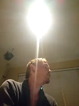 Snapshot of piercingpik chatting on October 7, 2025, 5:58 pm piercingpik online show from October 7, 2025, 5:58 pm