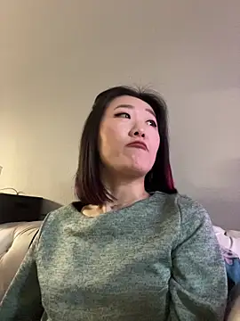 AikoYamada online show from November 2, 2025, 6:51 am