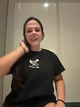 Snapshot of Lady_LauraRose chatting on February 24, 2026, 2:34 am Lady LauraRose online show from February 24, 2026, 2:34 am