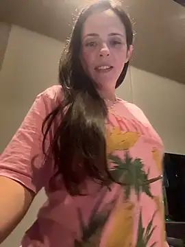 Snapshot of Lady_LauraRose chatting on February 28, 2026, 2:44 am Lady LauraRose online show from February 28, 2026, 2:44 am