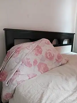 Miss-tetas online show from October 10, 2025, 5:36 pm