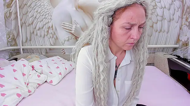 Snapshot of Gerald_and_Kristy chatting on January 19, 2026, 9:46 am Gerald and Kristy online show from January 19, 2026, 9:46 am