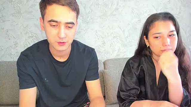 sophywhisper online show from December 2, 2025, 6:48 am