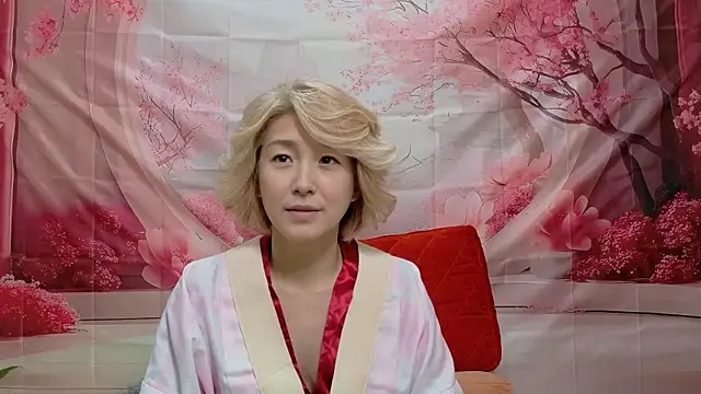 Snapshot of kimagure-fu- chatting on December 3, 2025, 9:31 am kimagure-fu- online show from December 3, 2025, 9:31 am