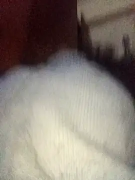 RFeltomWhitJ online show from October 18, 2025, 8:00 pm