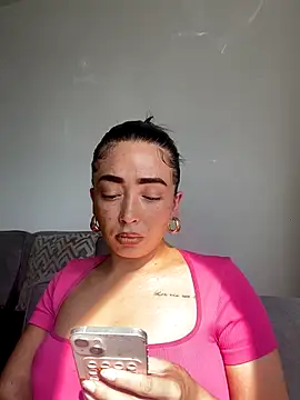 ItsCOCOx online show from September 29, 2025, 11:38 am