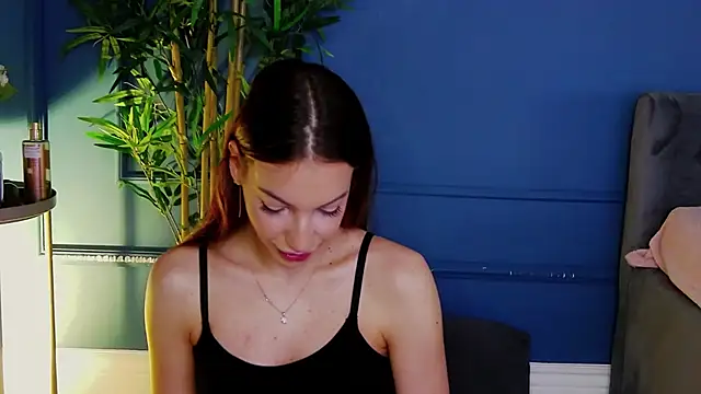 KimmDaviss online show from February 20, 2026, 6:59 am