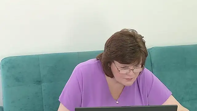 Sandra Sunrise online show from November 15, 2025, 8:29 am