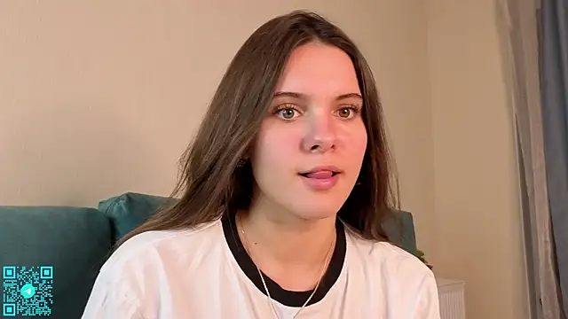 chloemilka online show from September 26, 2025, 5:53 pm