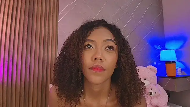 biancaa 18 online show from June 2, 2026, 7:25 pm