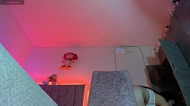 hot Dariana pantyhose online show from April 4, 2026, 2:01 pm