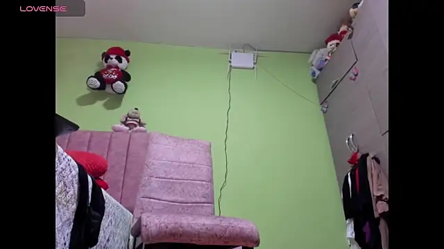 hot Dariana pantyhose online show from October 16, 2025, 2:03 pm