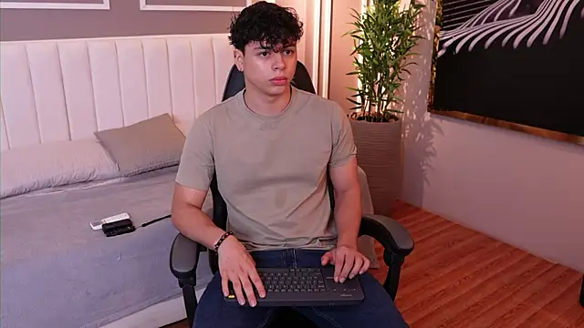 Ethan occonor online show from October 23, 2025, 12:37 pm