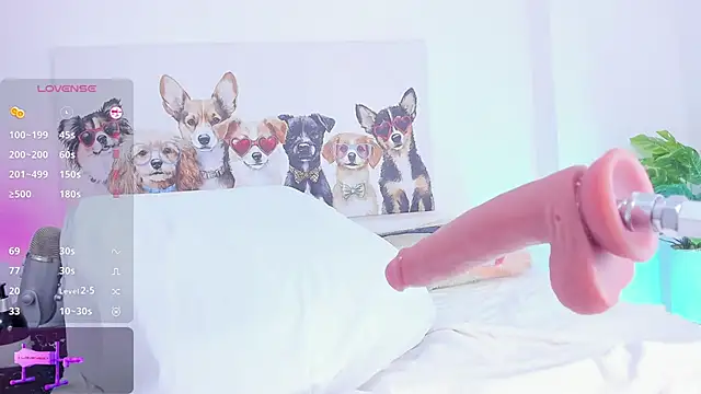 melly col online show from October 6, 2025, 8:09 pm