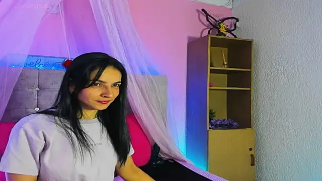 Snapshot of karol_rose chatting on November 25, 2025, 10:10 pm karol rose online show from November 25, 2025, 10:10 pm