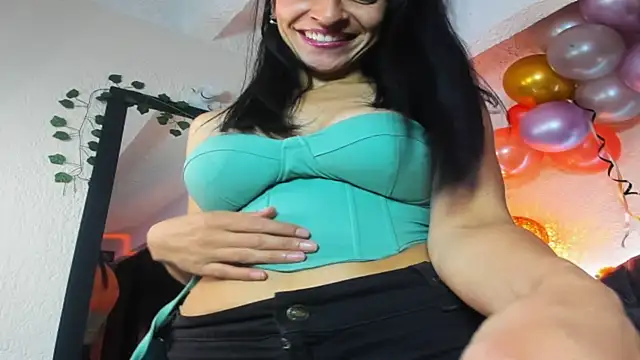 Snapshot of karol_rose chatting on September 16, 2025, 7:59 pm karol rose online show from September 16, 2025, 7:59 pm