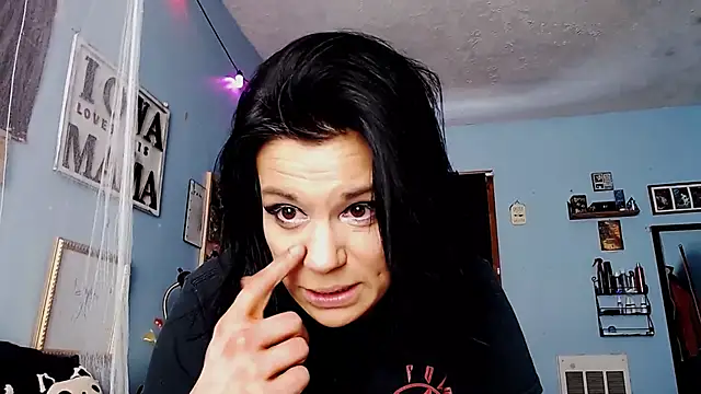 Snapshot of ovmilf chatting on February 8, 2026, 7:00 pm ovmilf online show from February 8, 2026, 7:00 pm