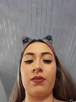 Snapshot of Natasanz chatting on February 4, 2026, 9:32 pm Natasanz online show from February 4, 2026, 9:32 pm