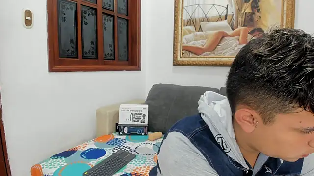 DavilANDkevin2 online show from November 23, 2025, 2:43 am