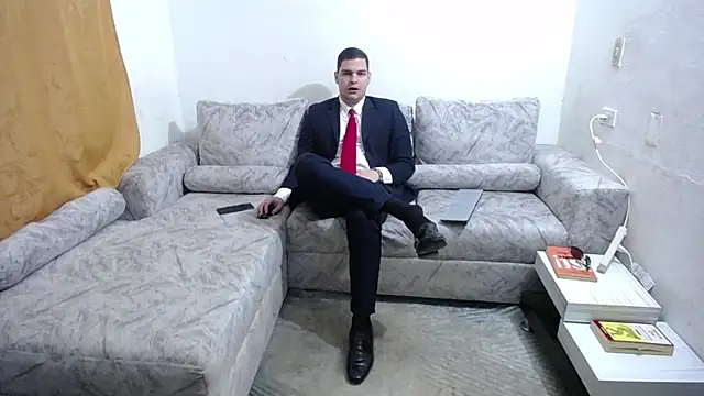 Victor Maitland online show from October 3, 2025, 8:21 pm