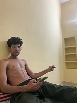 smokieeetwink online show from June 19, 2026, 8:58 pm