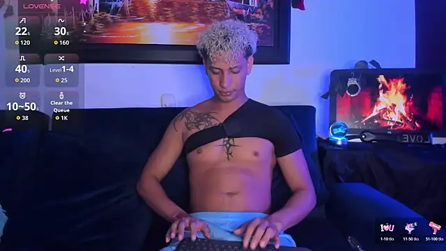 Snapshot of ECSTASYX2_2001 chatting on February 27, 2026, 4:23 am ECSTASYX2 2001 online show from February 27, 2026, 4:23 am