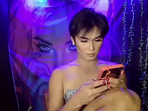 miss lolalops online show from November 27, 2025, 5:41 am