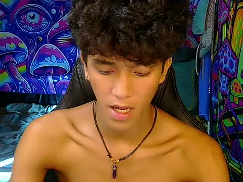 kenbigcockxx online show from June 16, 2026, 3:23 pm