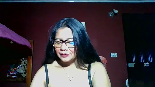 DianaOchoa  online show from October 6, 2025, 12:56 am