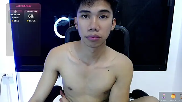 Snapshot of Ur_pinoyhotbrix chatting on October 25, 2025, 3:12 pm Ur pinoyhotbrix online show from October 25, 2025, 3:12 pm