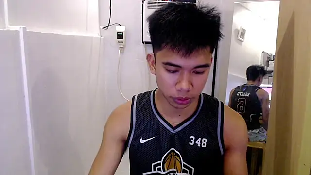 Snapshot of Ur_pinoyhotbrix chatting on September 17, 2025, 5:37 pm Ur pinoyhotbrix online show from September 17, 2025, 5:37 pm