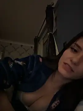 Snapshot of Naughty_CrystalXX chatting on October 7, 2025, 8:43 pm Naughty CrystalXX online show from October 7, 2025, 8:43 pm