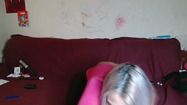 AsyaLulu online show from February 15, 2026, 11:09 am