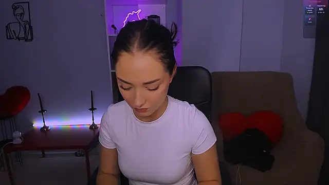 Snapshot of miki-niki chatting on November 14, 2025, 10:41 am miki-niki online show from November 14, 2025, 10:41 am