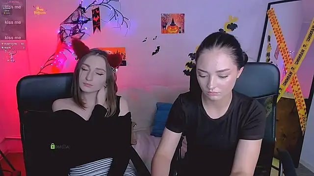 Snapshot of miki-niki chatting on October 31, 2025, 3:19 pm miki-niki online show from October 31, 2025, 3:19 pm