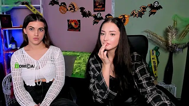 Snapshot of miki-niki chatting on November 3, 2025, 4:10 pm miki-niki online show from November 3, 2025, 4:10 pm