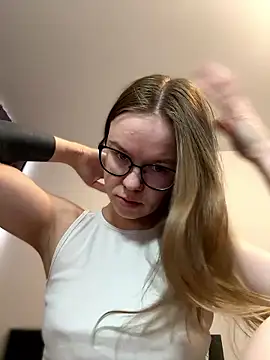  CherryBloom  online show from January 7, 2026, 8:19 am