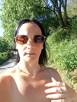caro252 online show from May 25, 2026, 7:07 am