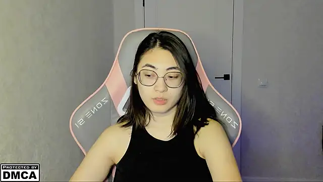 MeilideQian1 online show from November 9, 2025, 12:20 pm