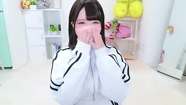 Anzu xx online show from March 31, 2026, 4:42 pm