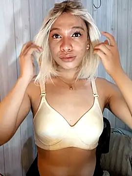 Lovely Daugs online show from February 8, 2026, 10:51 pm