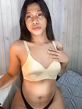 Lovely Daugs online show from February 3, 2026, 8:25 pm