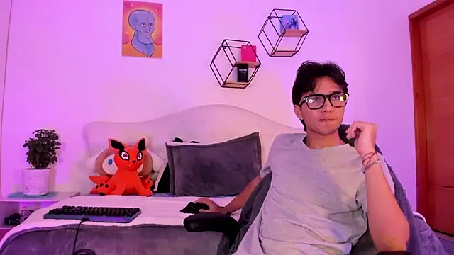 jin luna online show from October 11, 2025, 2:51 pm