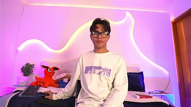 jin luna online show from November 20, 2025, 12:17 pm