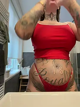 Snapshot of Jasmina-Joy chatting on February 3, 2026, 10:53 am Jasmina-Joy online show from February 3, 2026, 10:53 am