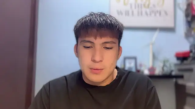 Snapshot of lovely_jay chatting on October 15, 2025, 7:11 pm lovely jay online show from October 15, 2025, 7:11 pm